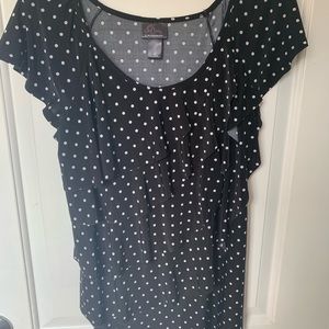 Oh Baby brand maternity top.